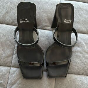 Like new! Jeffrey Campbell Sandal Black size 7.5